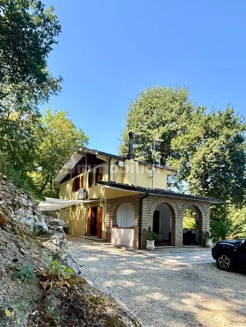 Villa in vendita a Orte