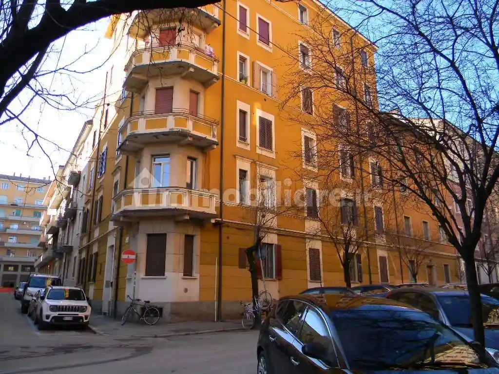 Appartamento in affitto a Bologna