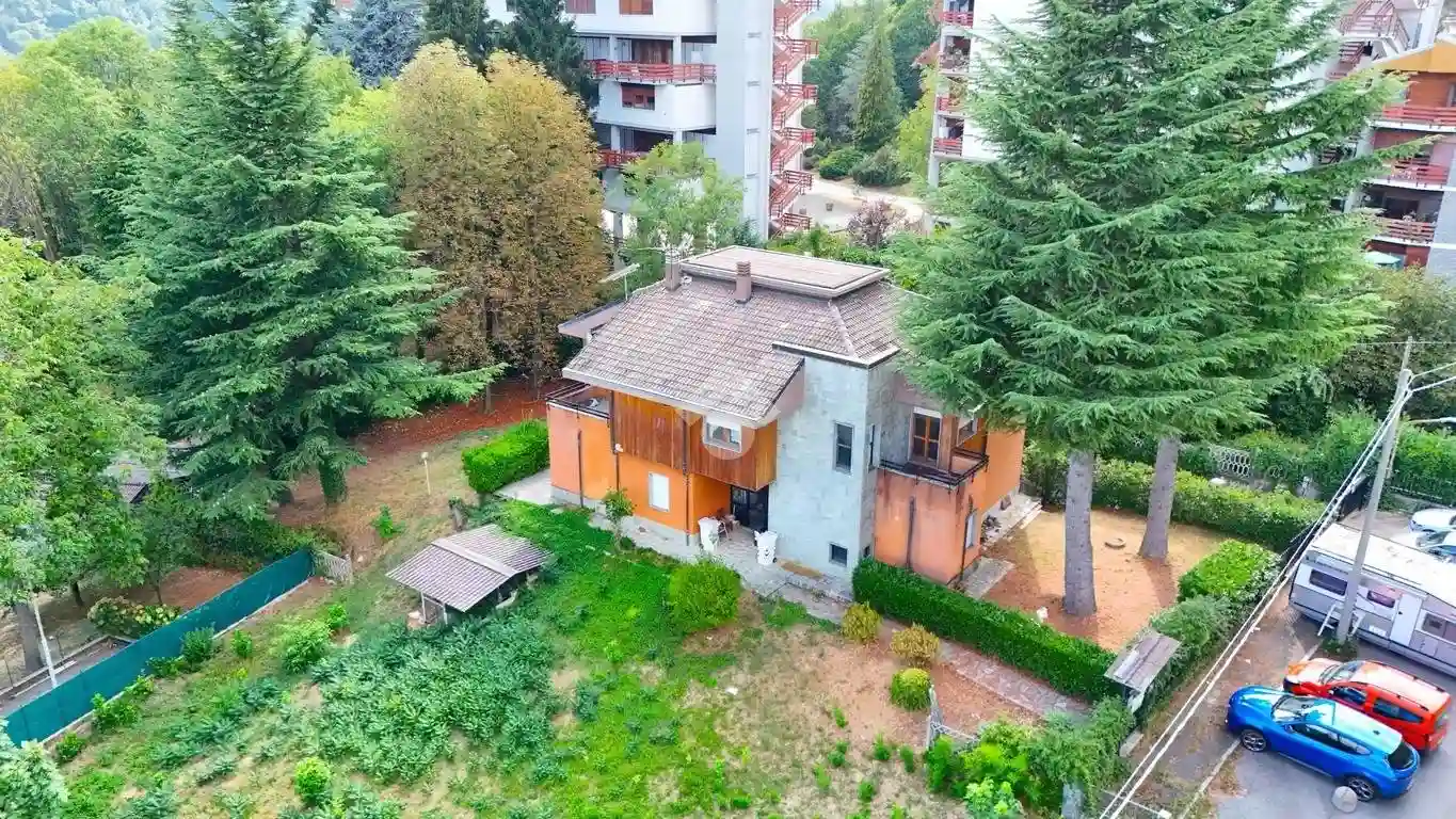 Villa - foto 2