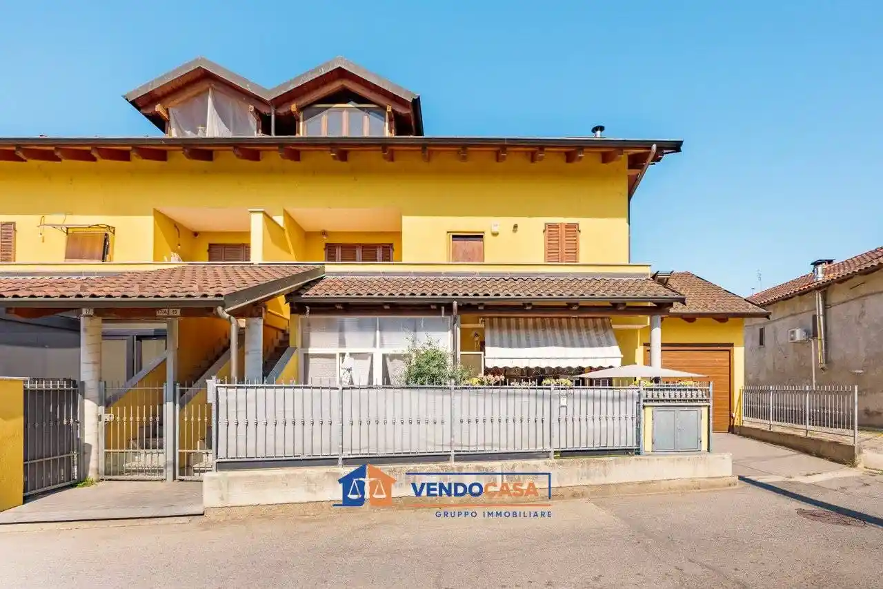 Villa in vendita a Carignano