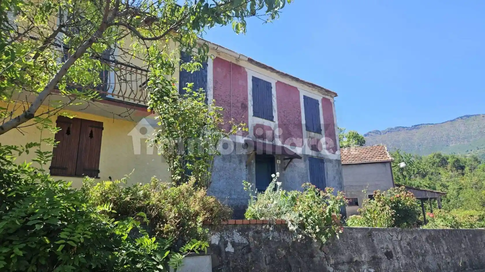 Appartamento in vendita a San Colombano Certenoli