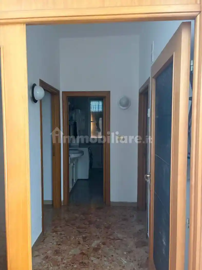 Appartamento in vendita a Falconara Marittima