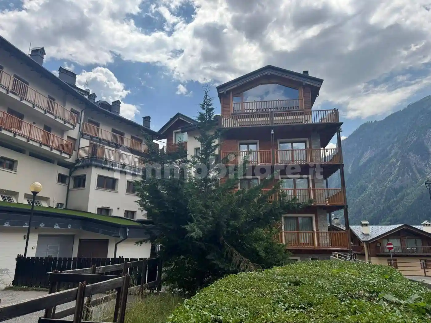 Appartamento in vendita a Courmayeur