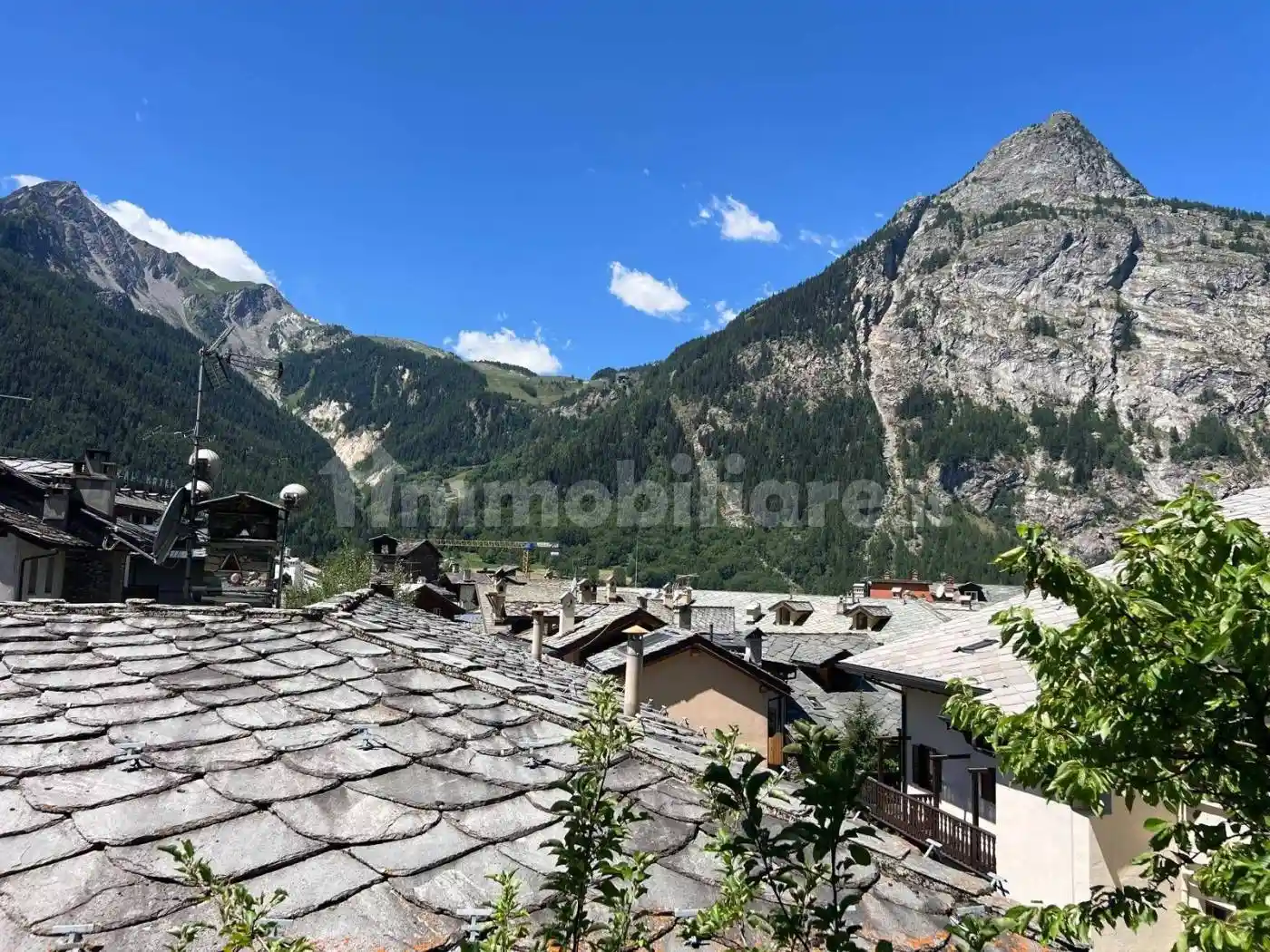Appartamento in vendita a Courmayeur
