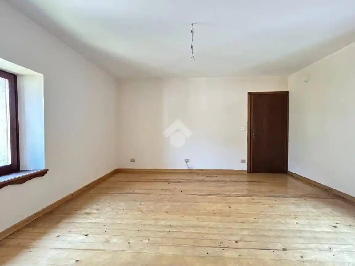 Appartamento in vendita a Sutrio