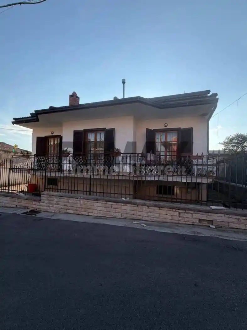 Casa indipendente in vendita a Carinola