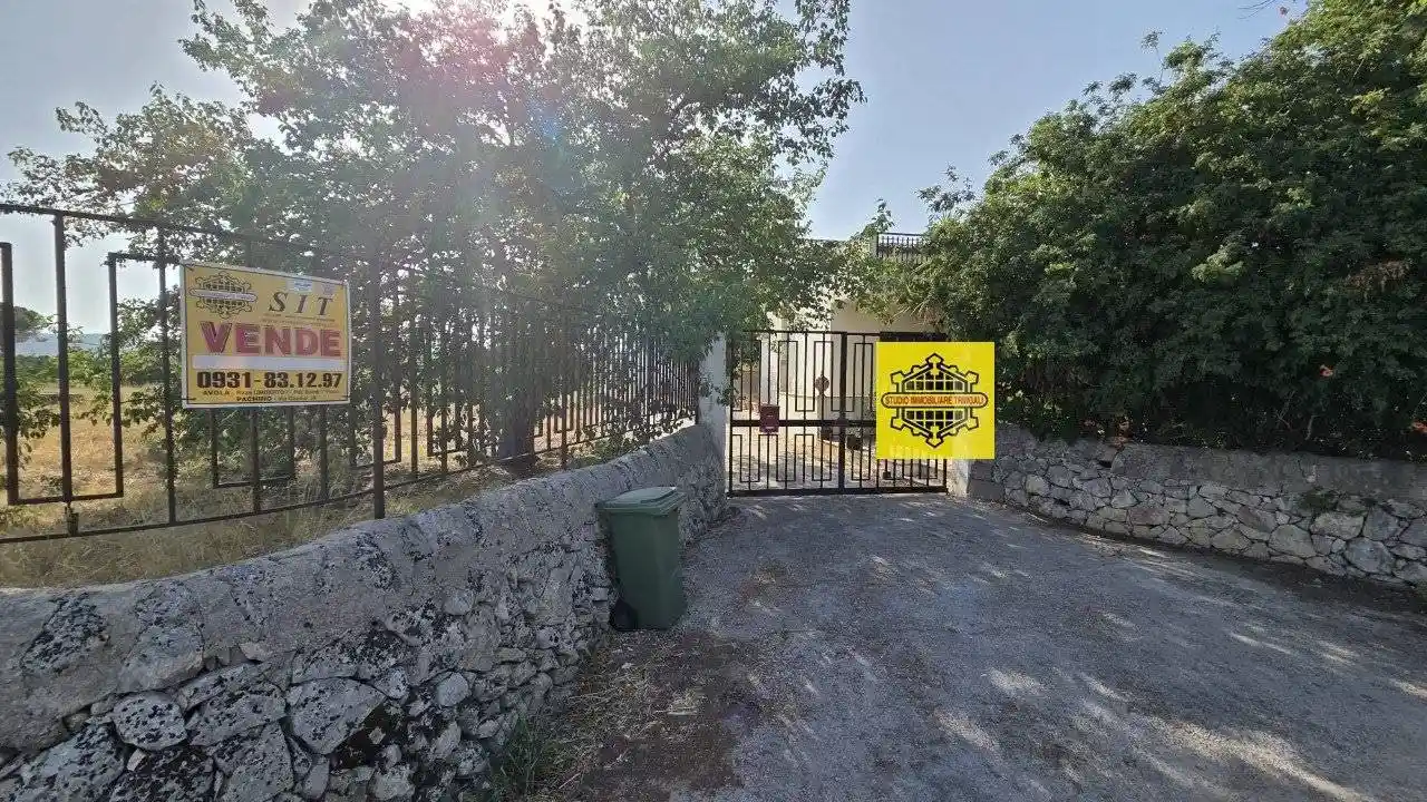Villa in vendita a Floridia