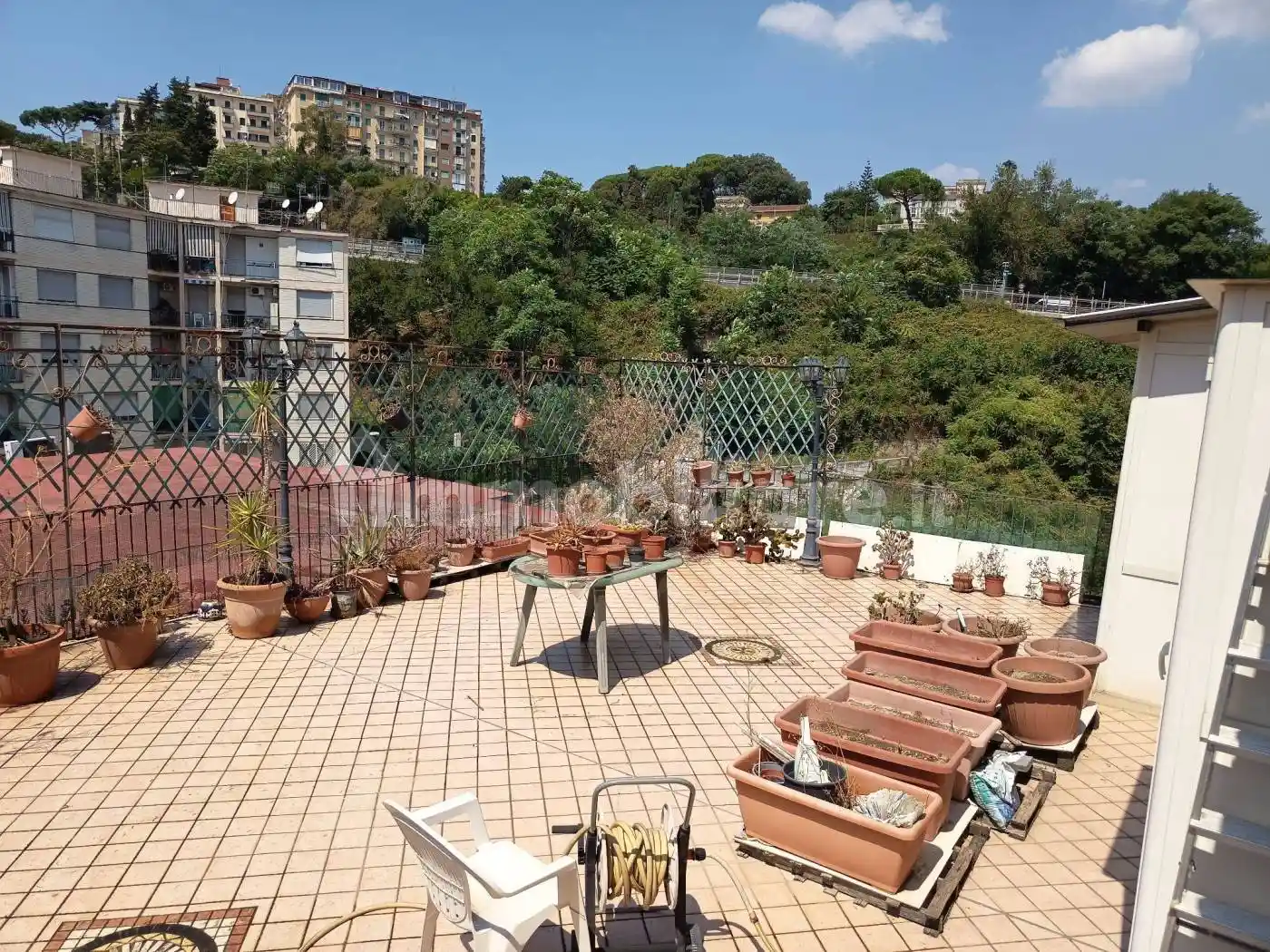 Appartamento in affitto a Napoli