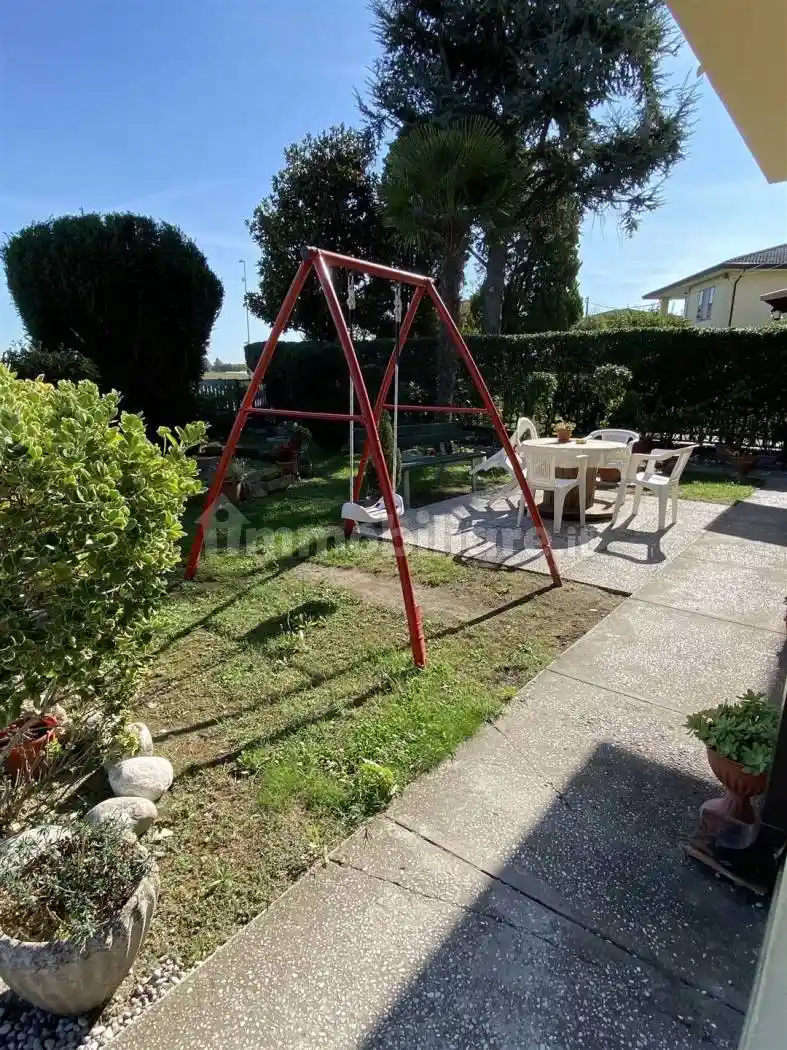 Appartamento in affitto a Lendinara