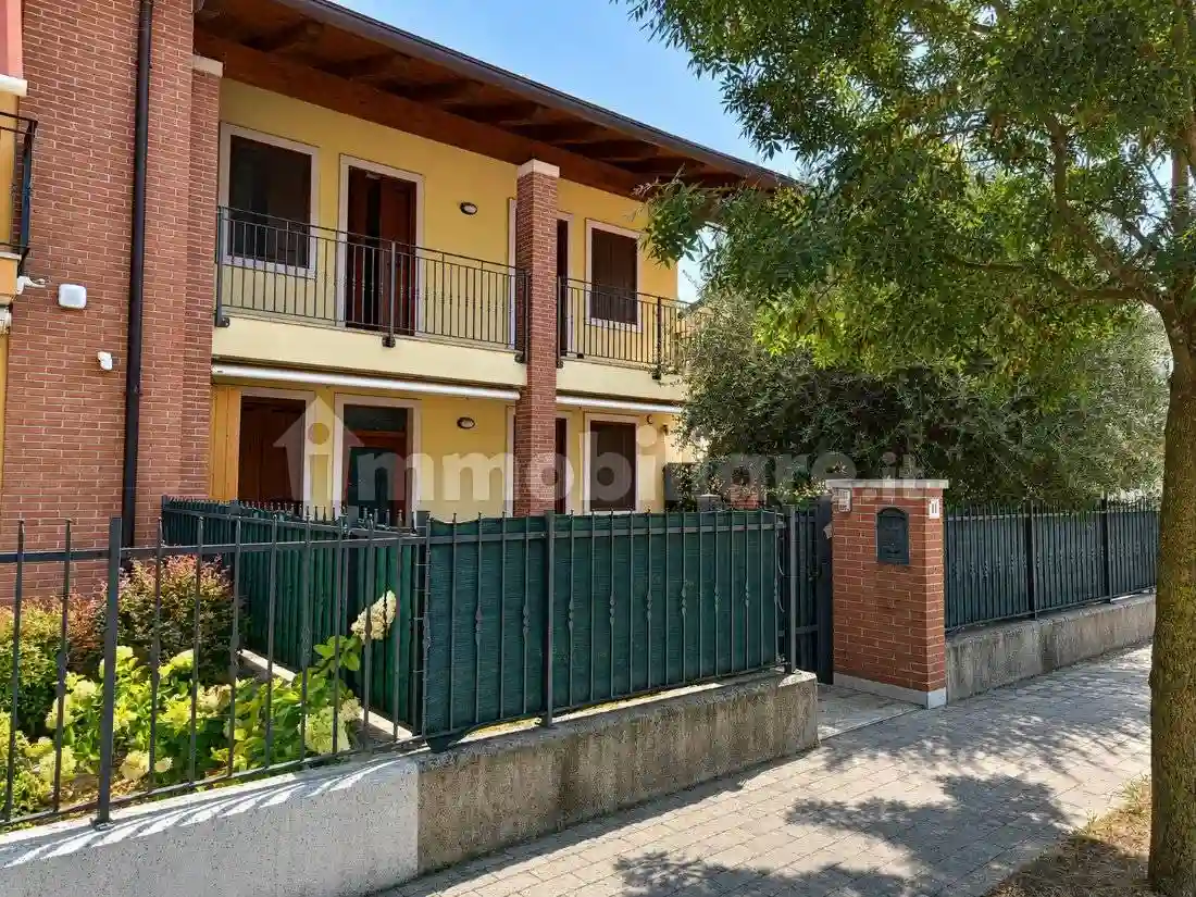Villetta a schiera - foto 2
