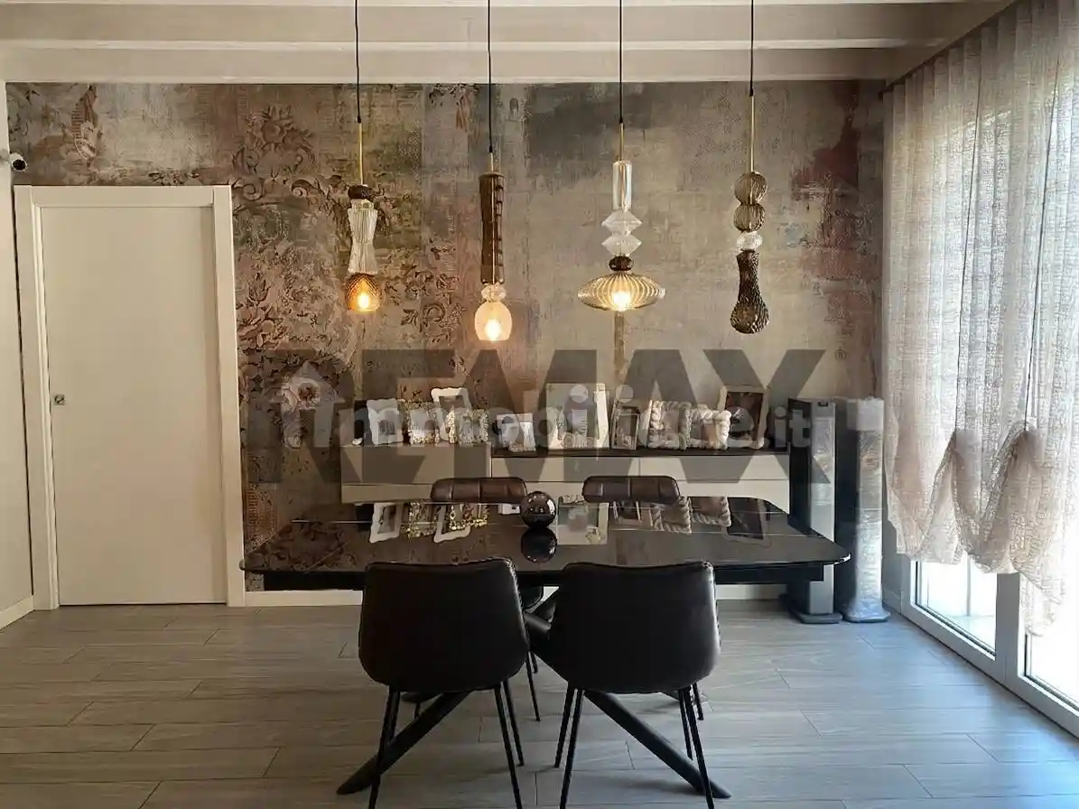 Appartamento in vendita a Peschiera del Garda