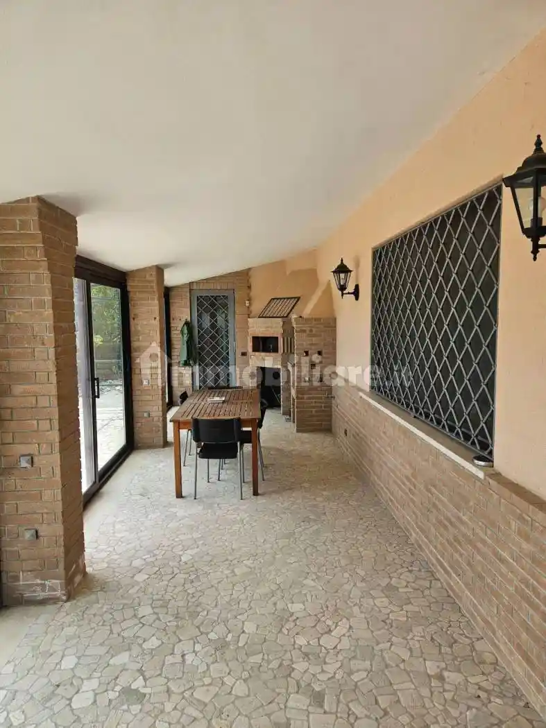 Villa in vendita a Pietrastornina