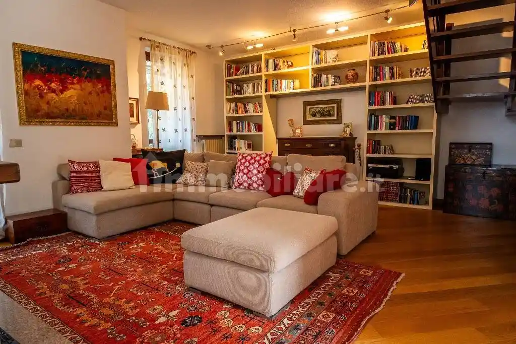 Villa in vendita a San Genesio ed Uniti