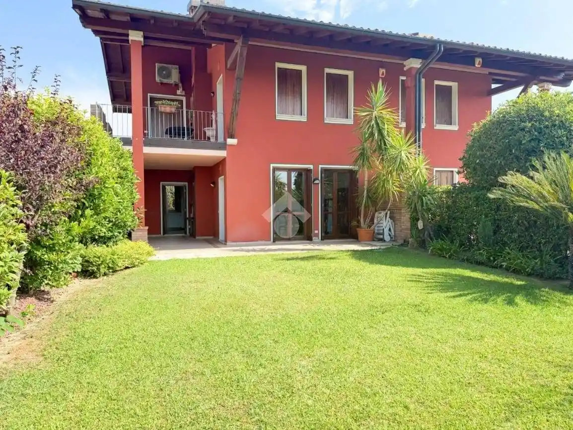 Appartamento in vendita a Padenghe sul Garda