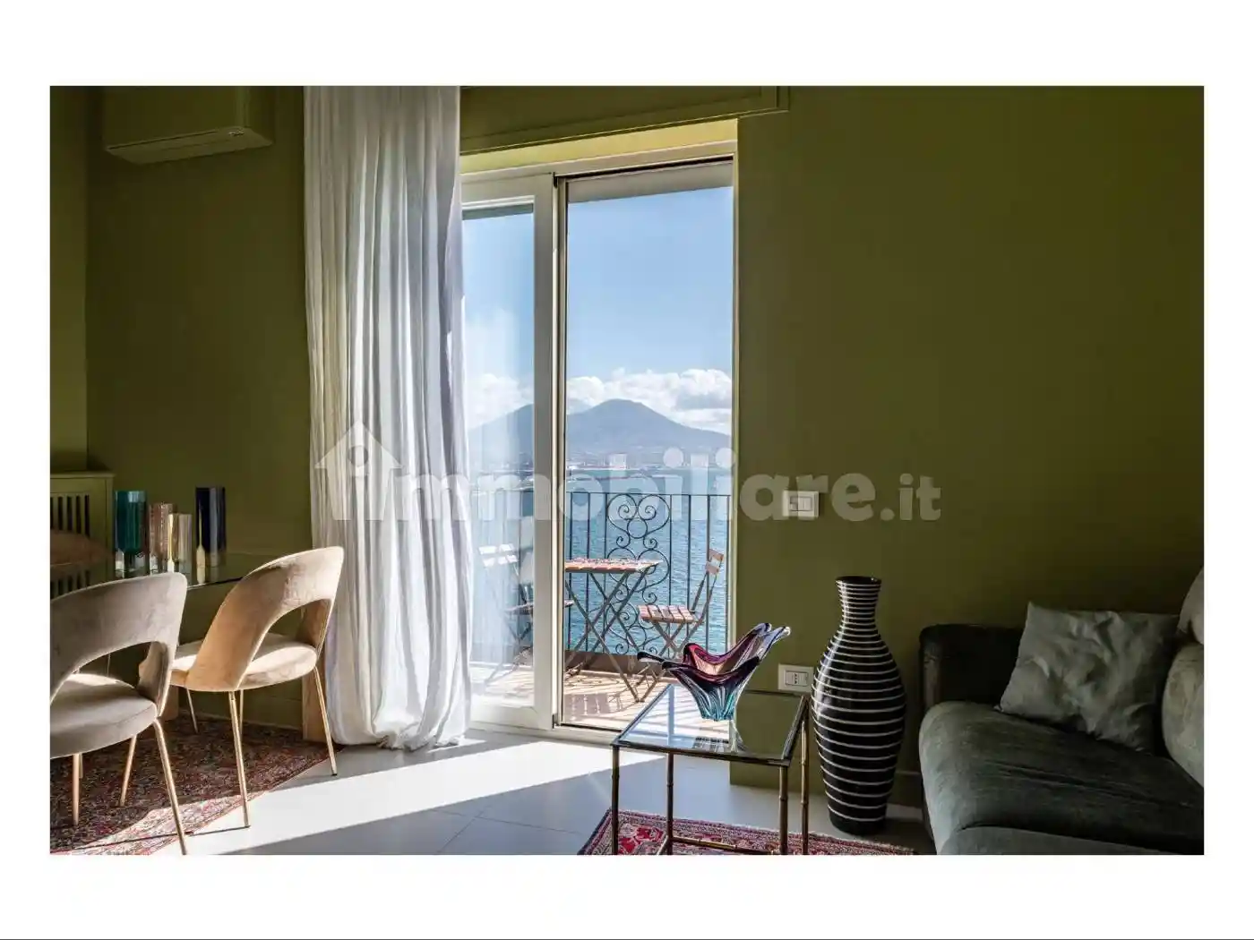 Appartamento in affitto a Napoli