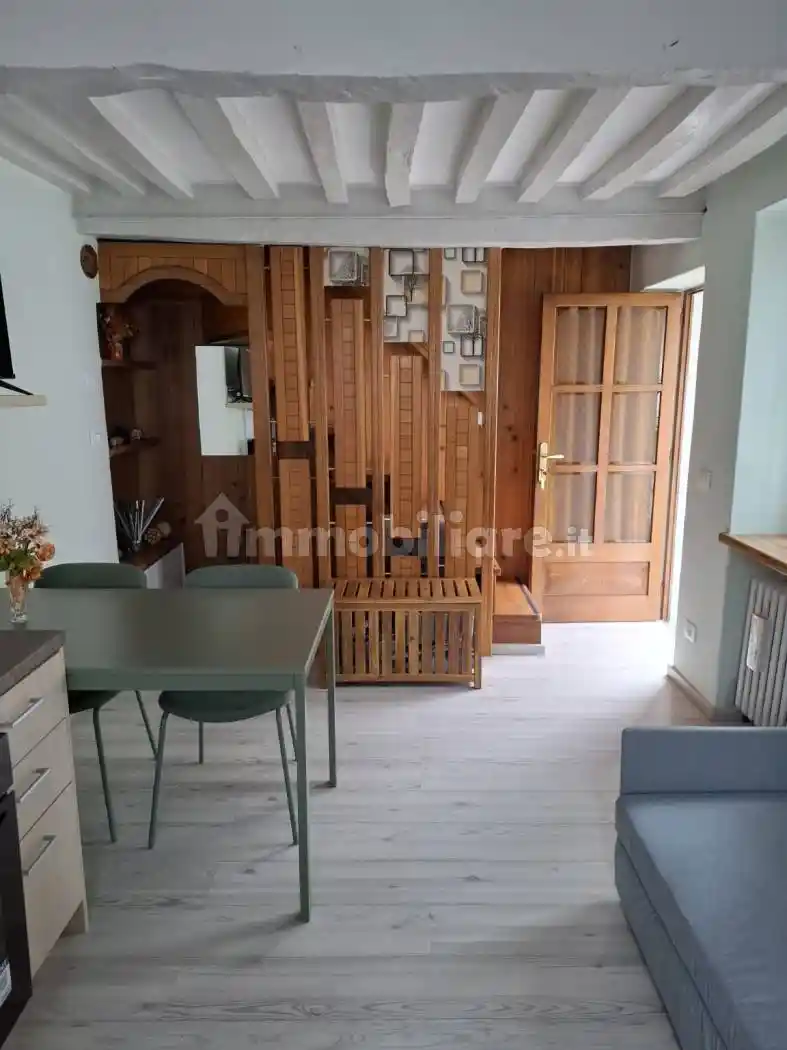 Casa indipendente in affitto a Castelnovo Ne' Monti