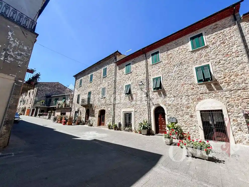 Villetta a schiera in vendita a Castelnuovo di Val di Cecina
