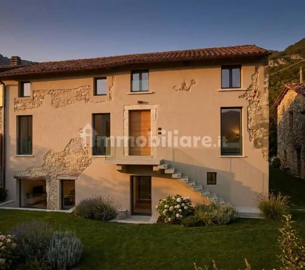 Rustico - Casale in vendita a Negrar di Valpolicella