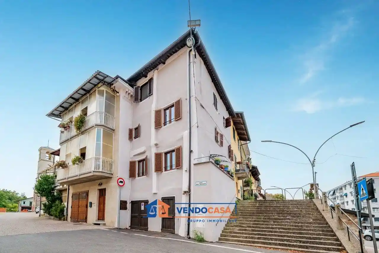 Casa indipendente in vendita a Farigliano