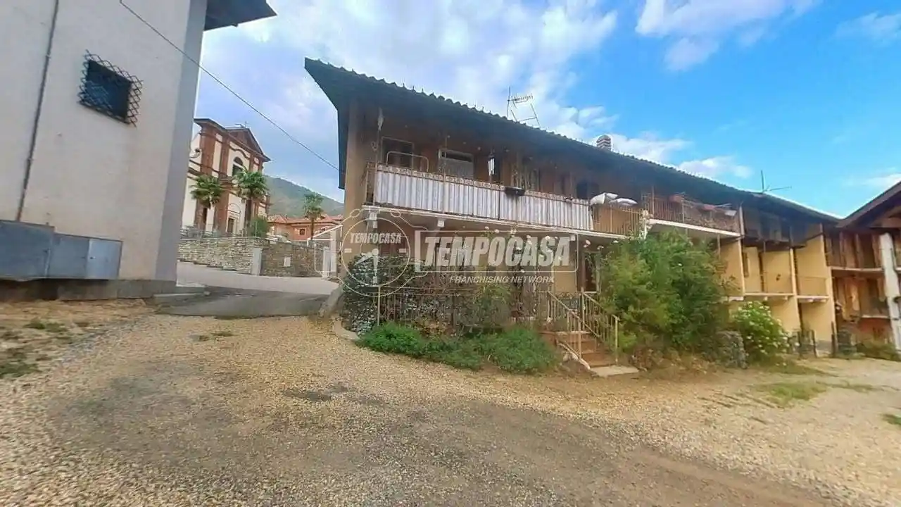 Casa indipendente in vendita a Vallo Torinese