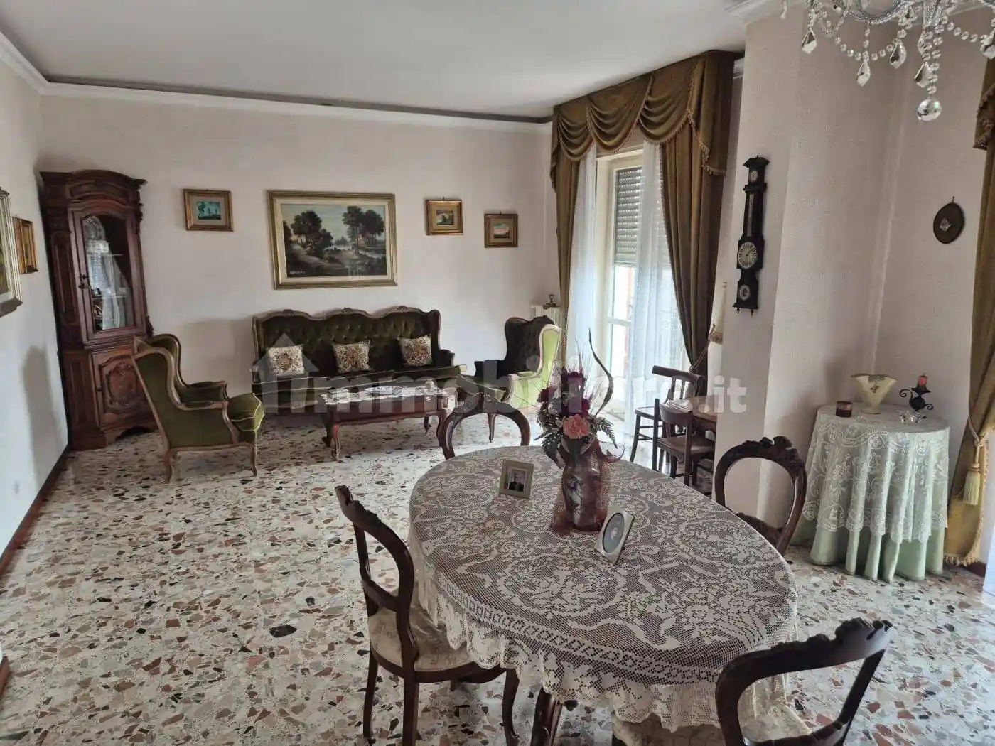 Palazzo - Edificio in vendita a Campi Salentina