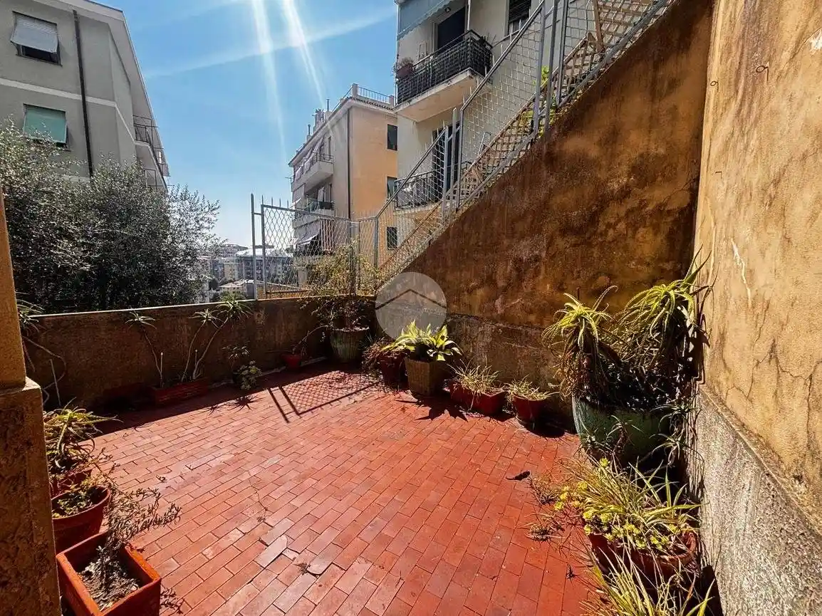 Casa indipendente in affitto a Genova