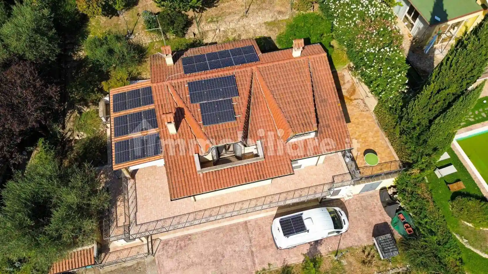 Villa - foto 2