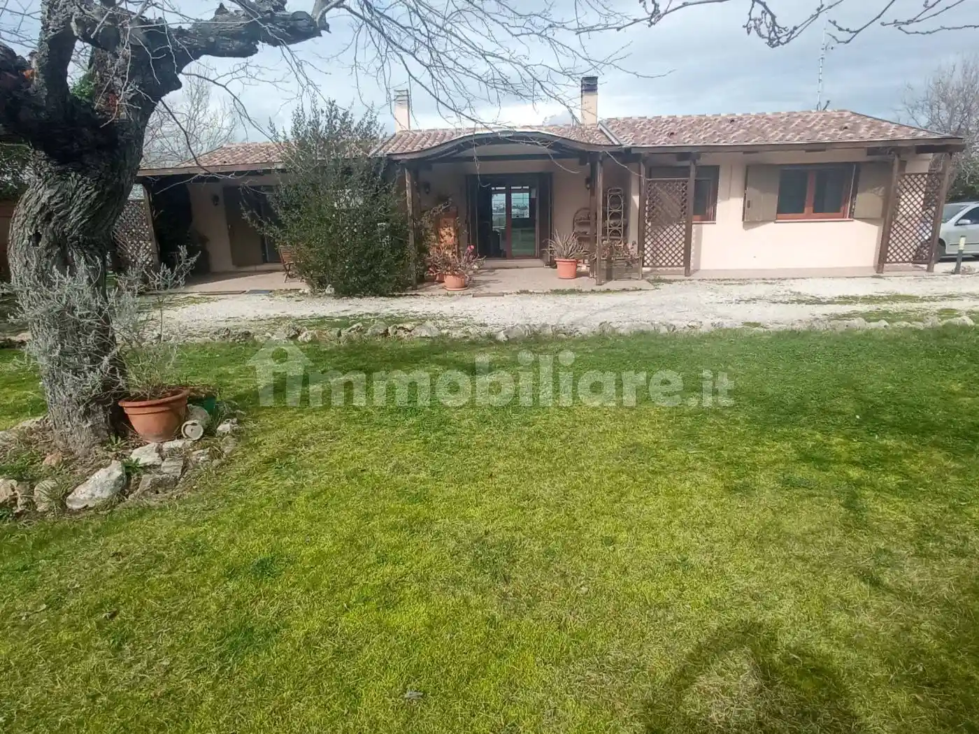 Villa in vendita a Polverigi