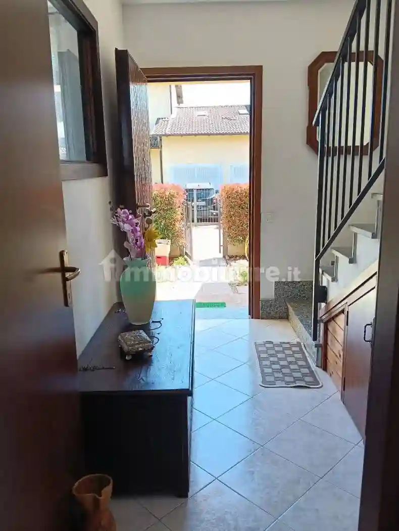 Villetta a schiera - foto 2