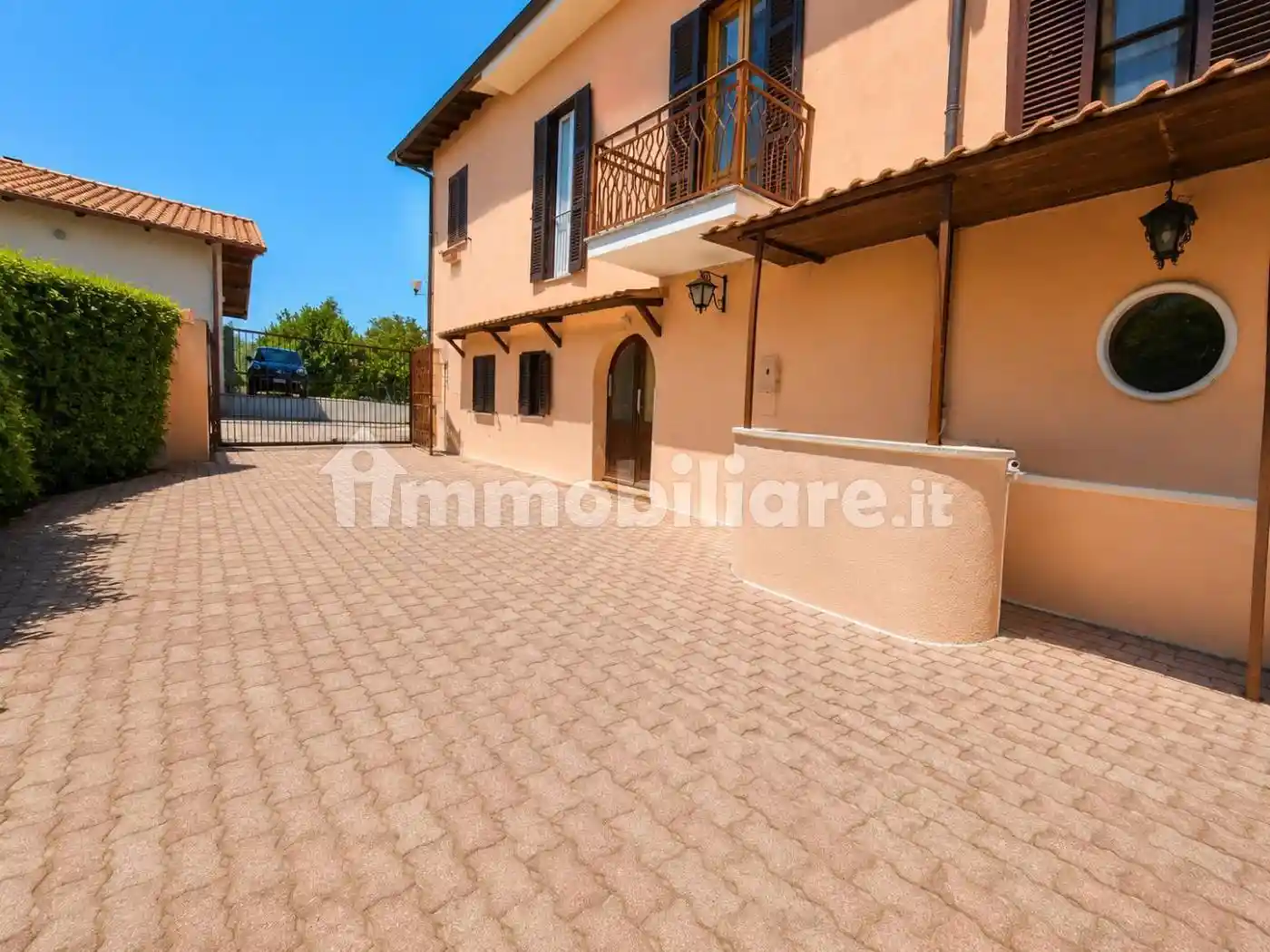 Villa in vendita a Cave