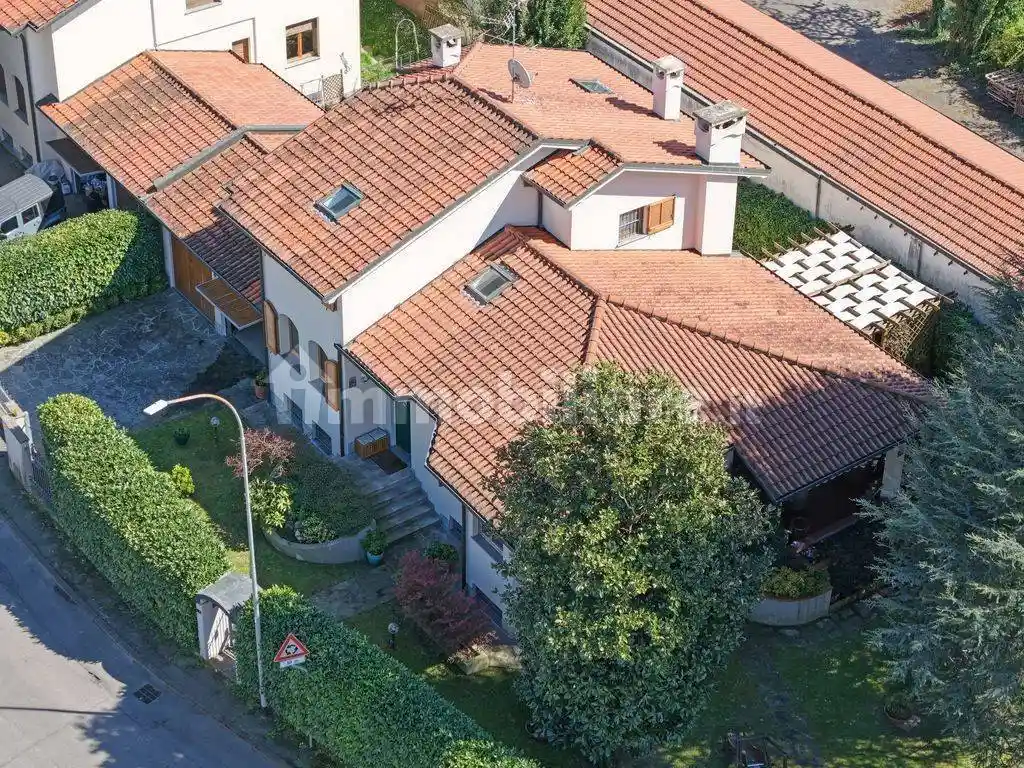 Villa in vendita a Castelnuovo Rangone