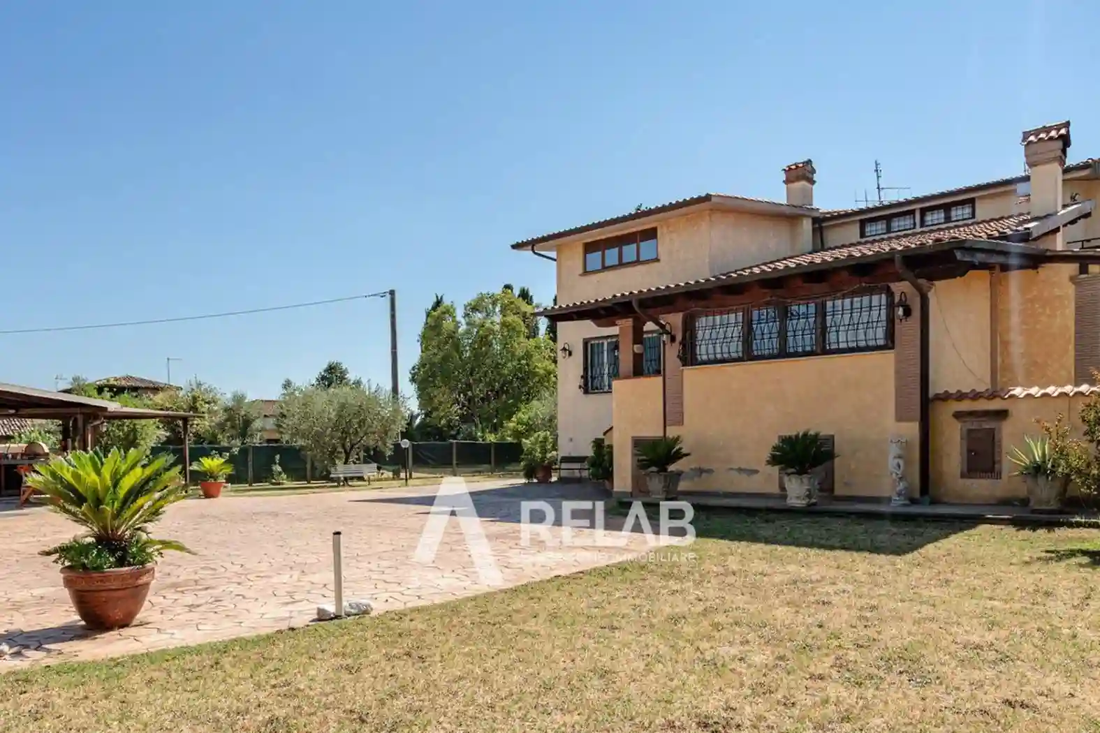 Villa - foto 2