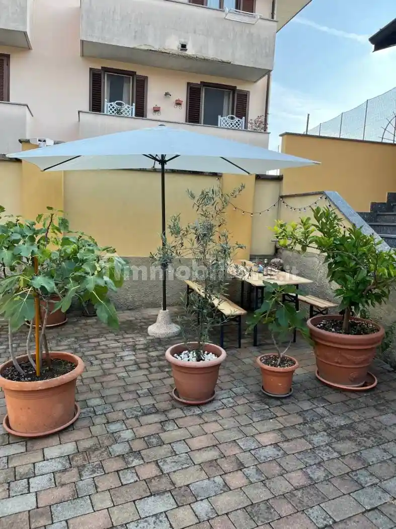Appartamento in vendita a Ossona