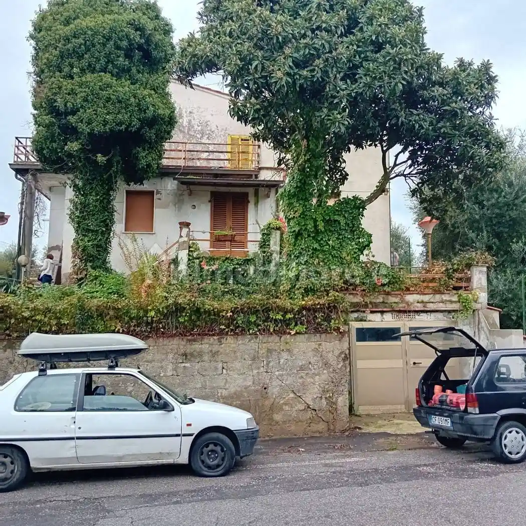 Casa indipendente in vendita a Larciano
