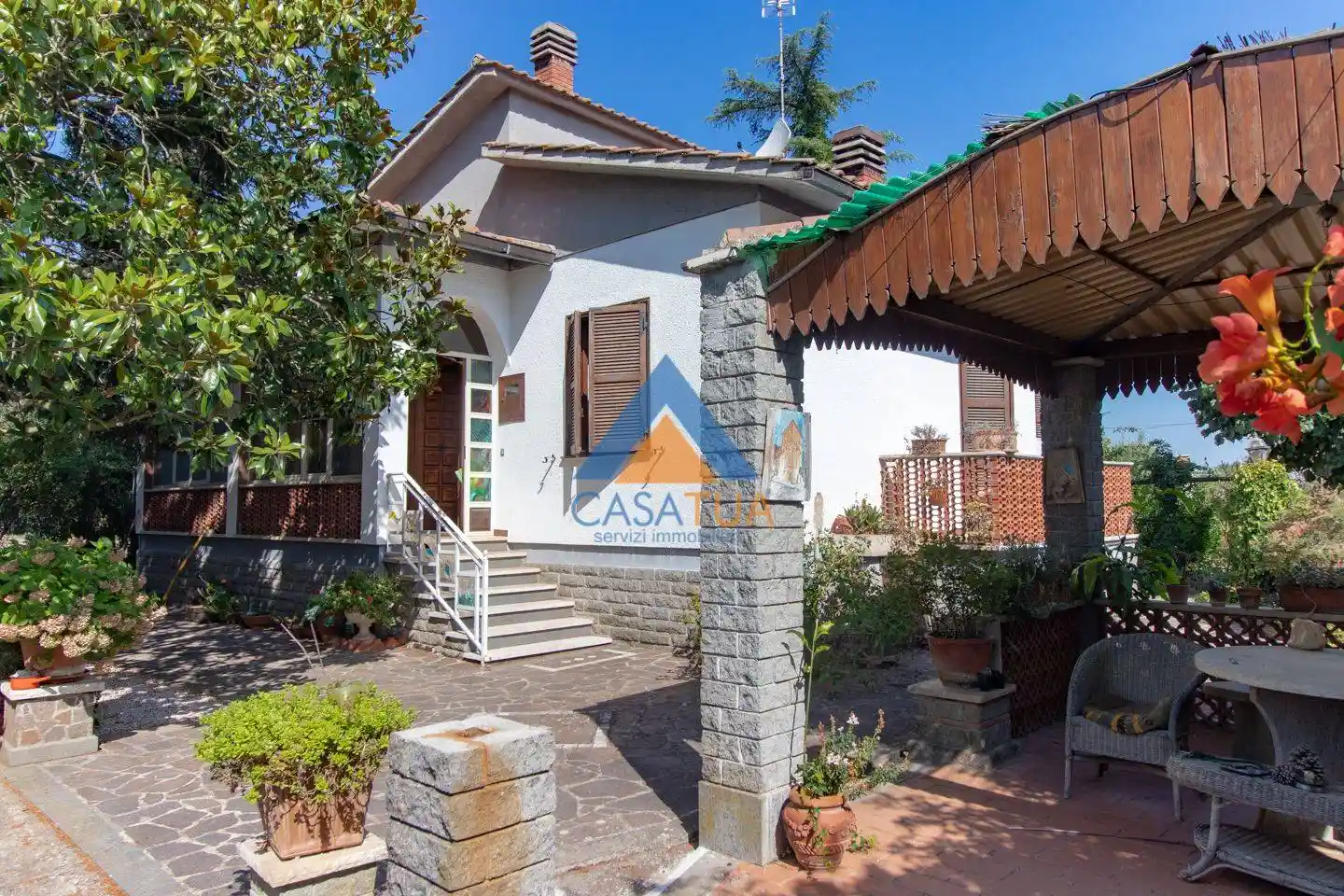 Villa in vendita a Giove