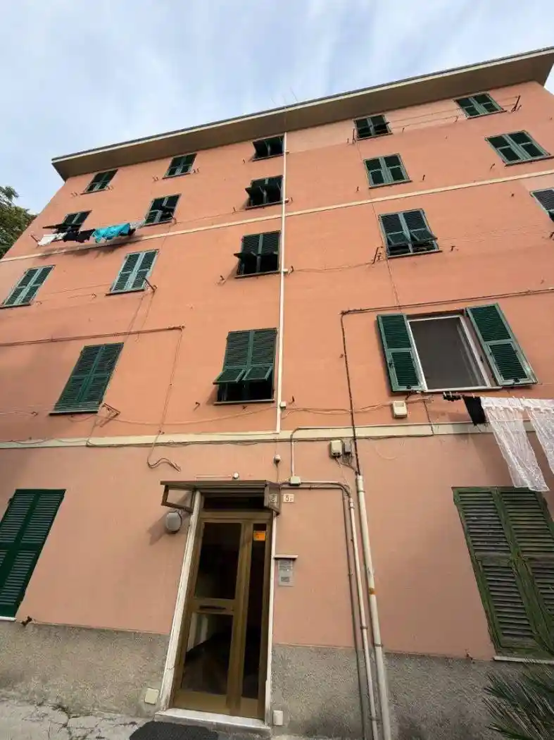Appartamento in vendita a Genova