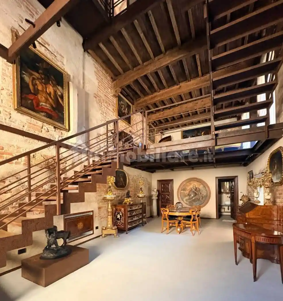 Casa indipendente in vendita a Montemagno