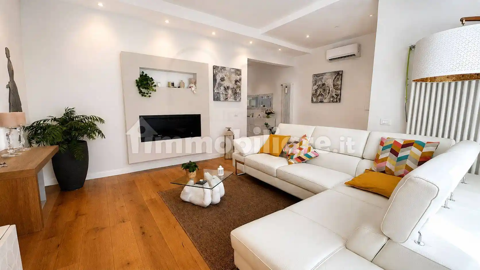 Casa indipendente in vendita a Campi Bisenzio