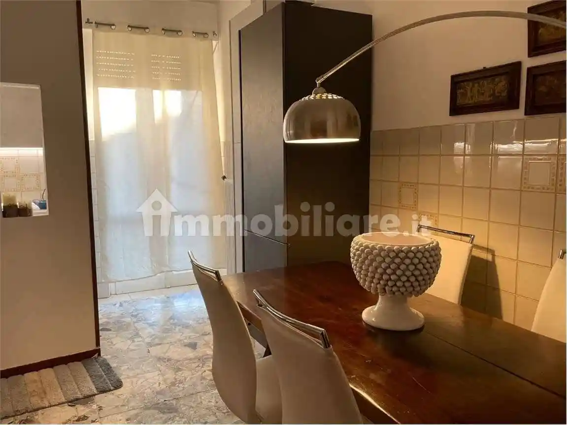 Appartamento in affitto a Sarzana