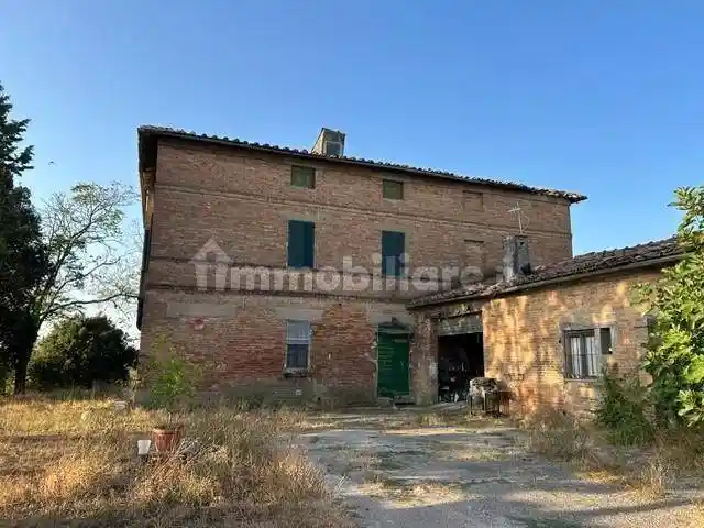 Palazzo - Edificio in vendita a Siena