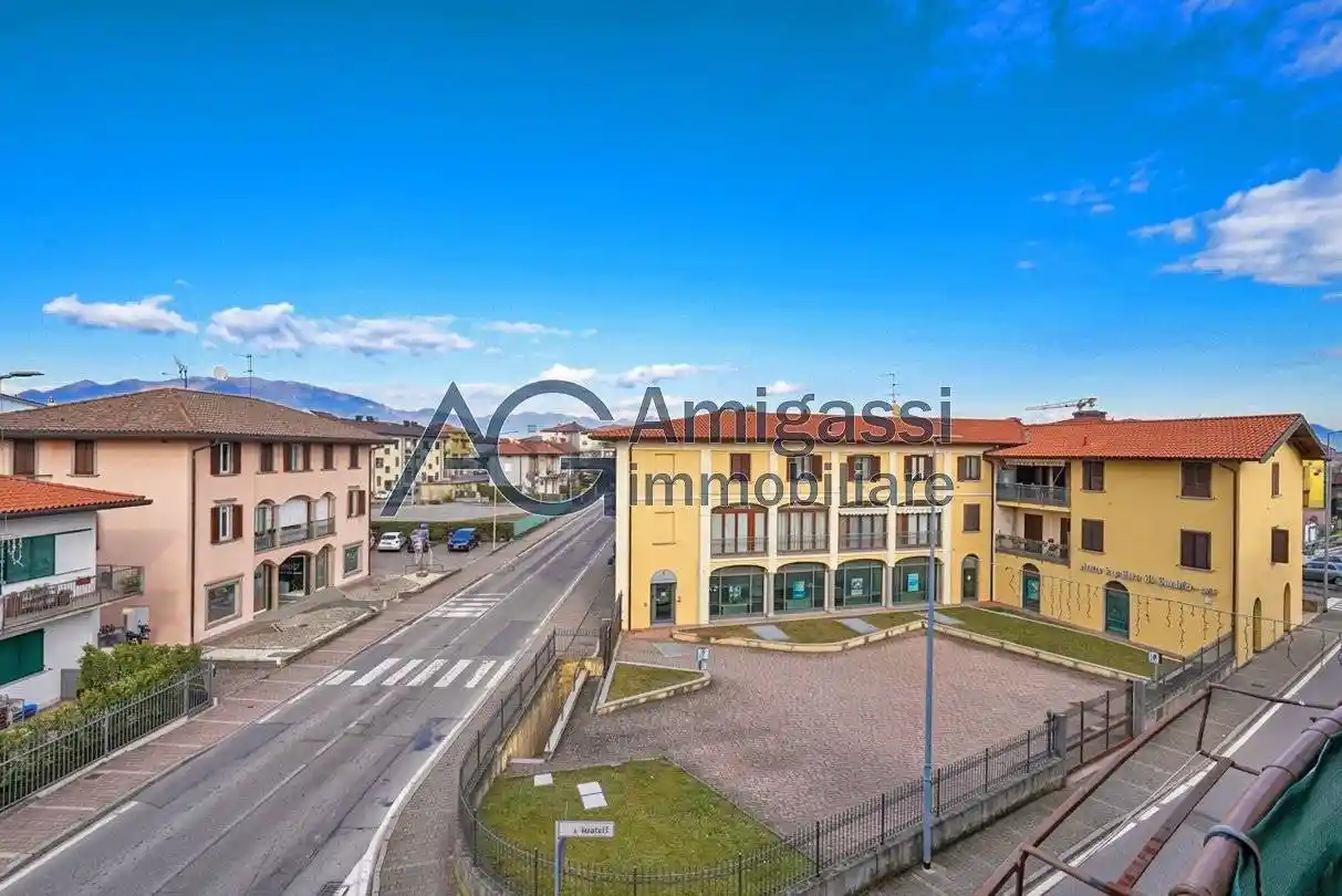 Appartamento in vendita a Bonate Sopra