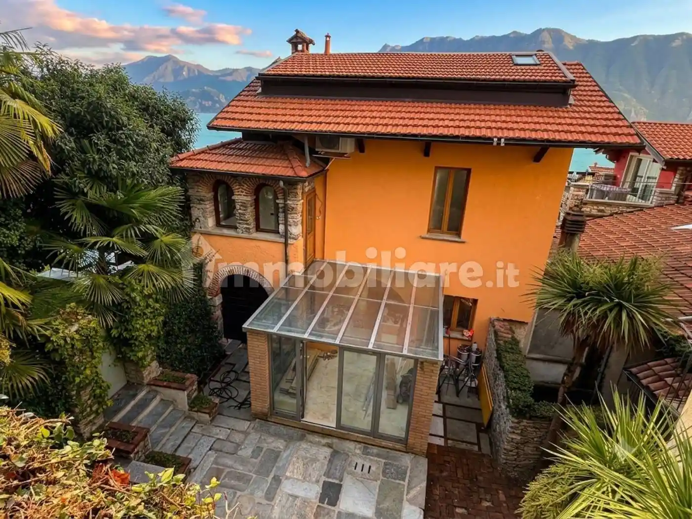 Casa indipendente in vendita a Ghiffa