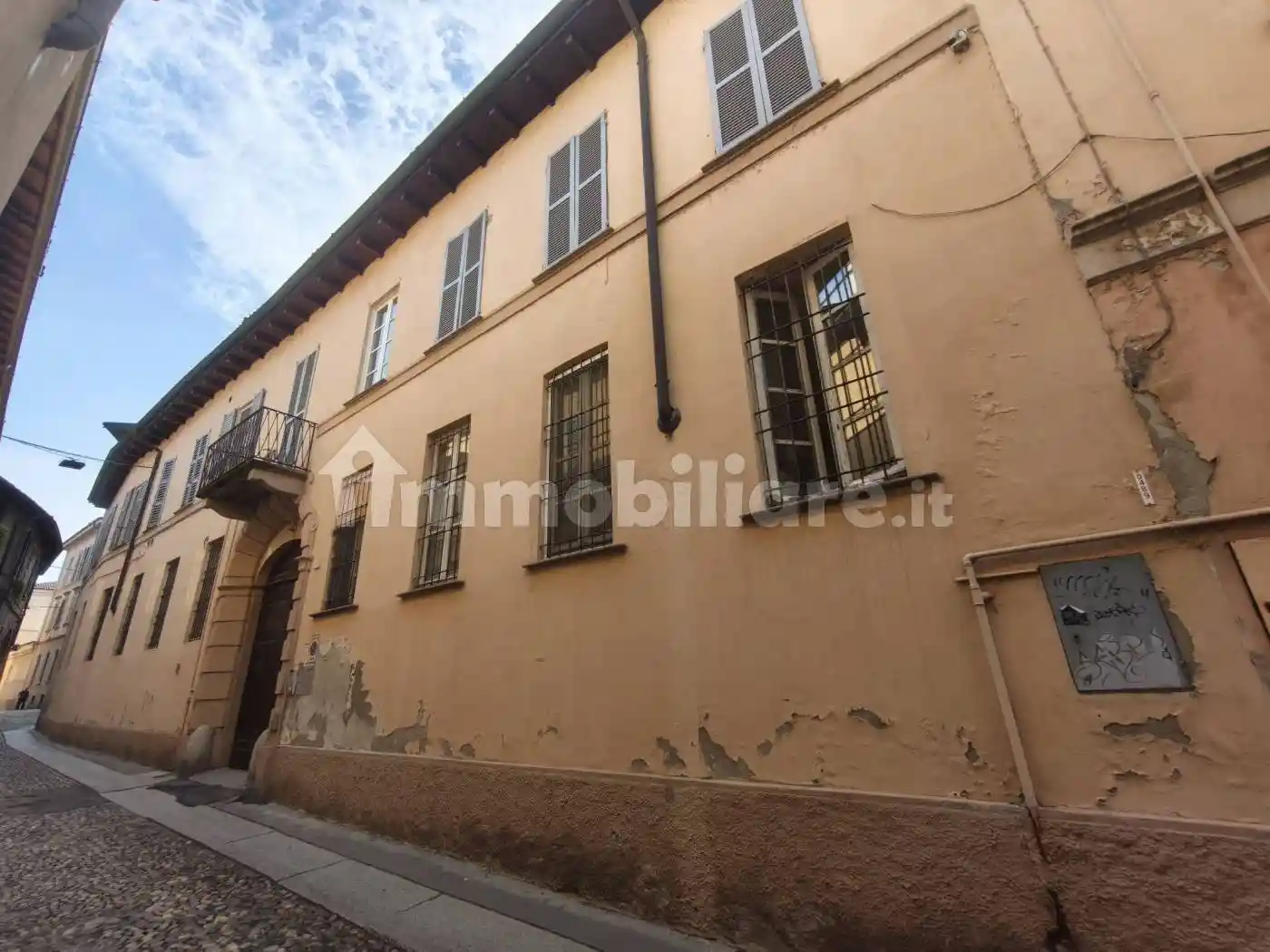 Appartamento in affitto a Pavia
