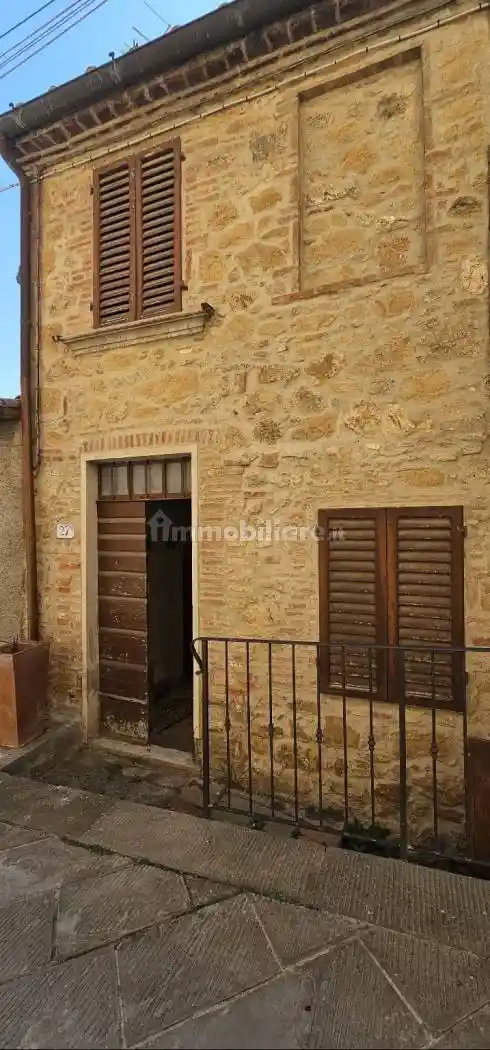 Casa indipendente in vendita a Trequanda