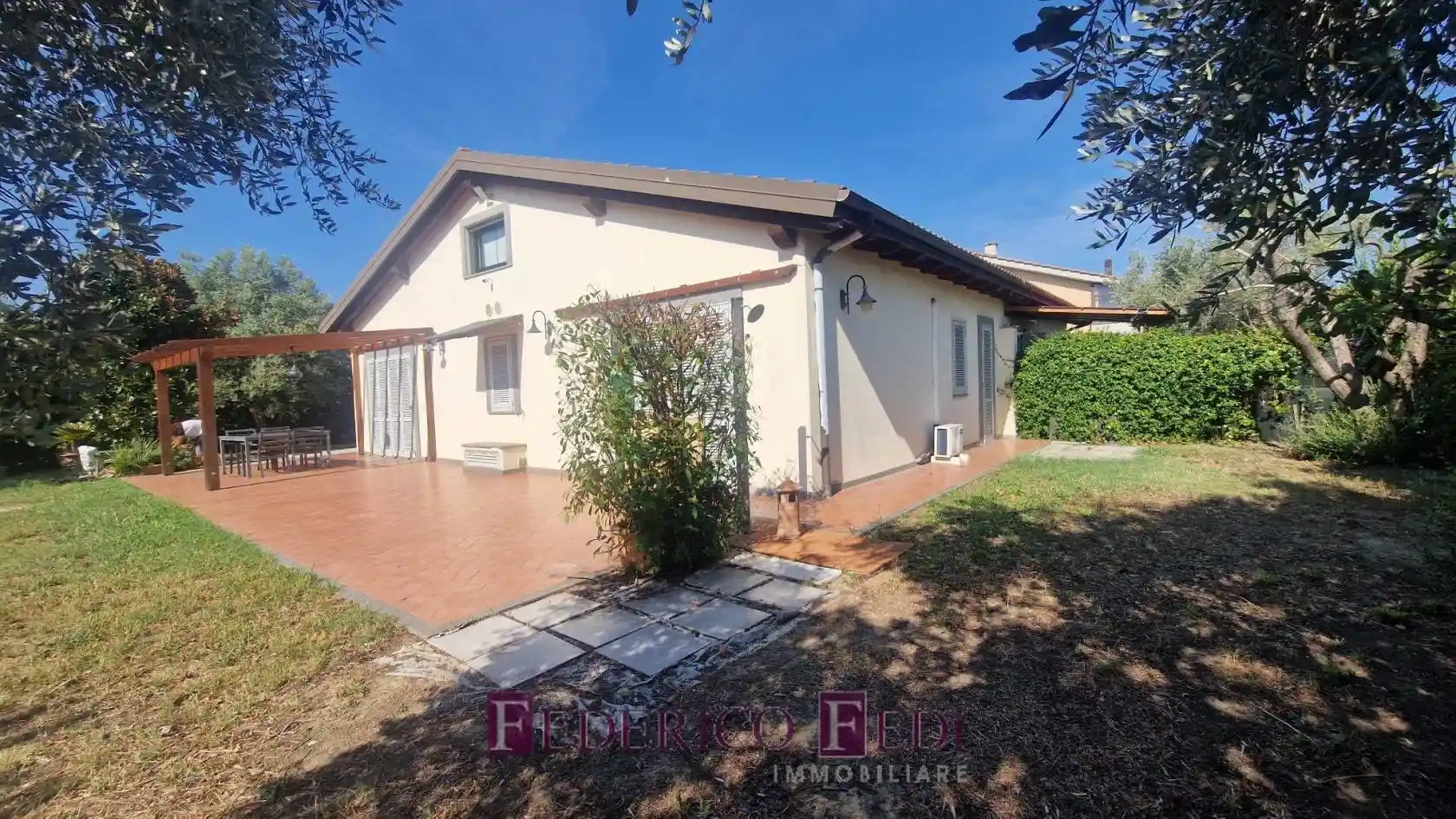 Villa in vendita a Prato