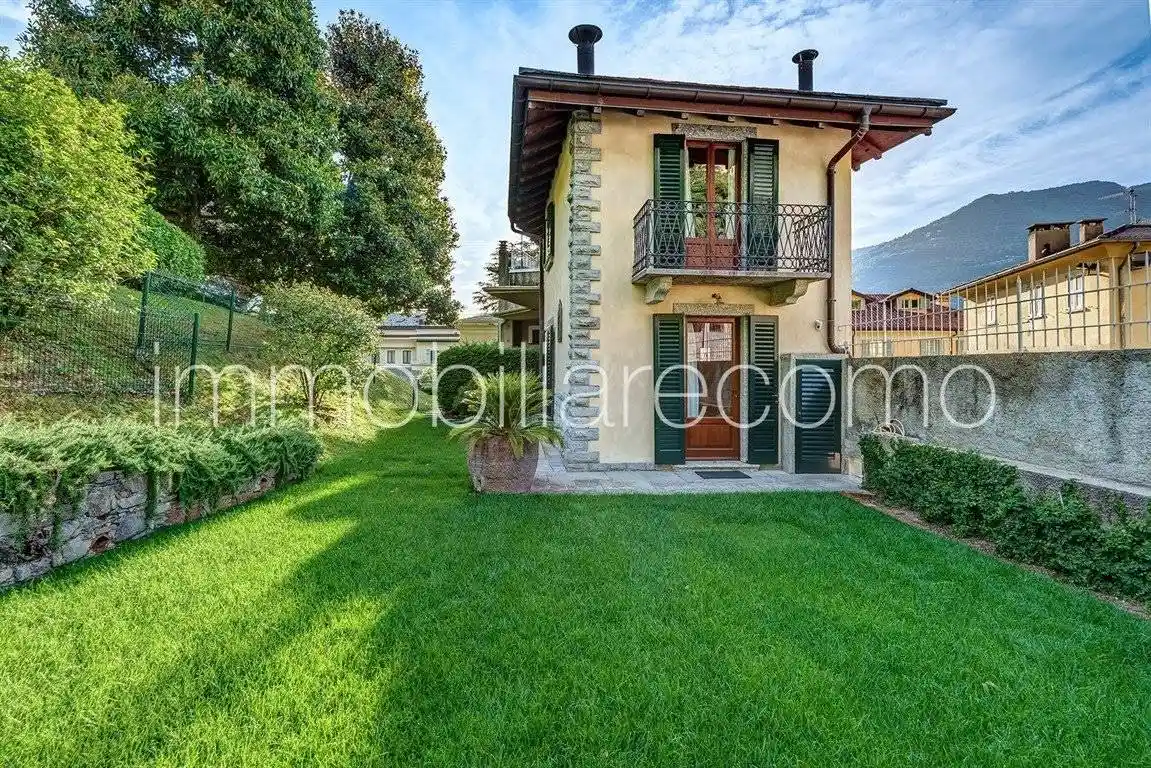 Casa indipendente in vendita a Blevio