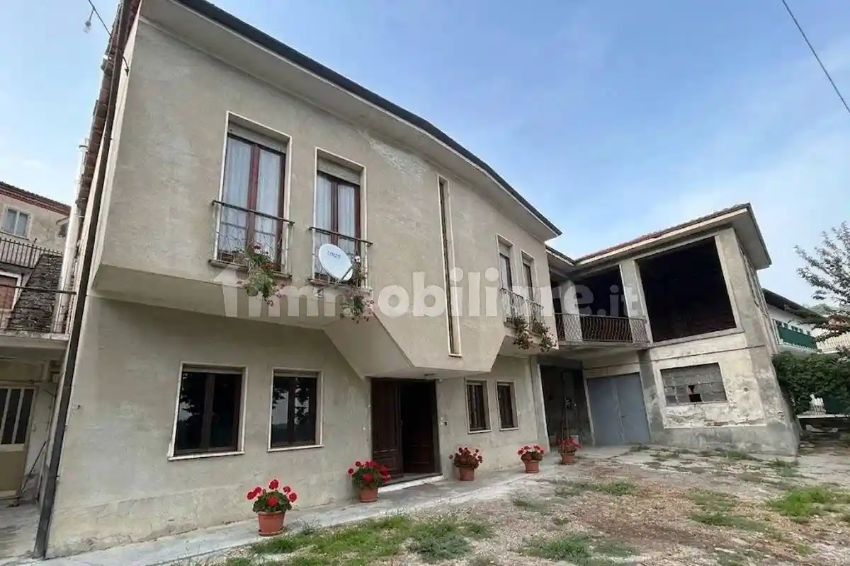 Casa indipendente in vendita a Murazzano