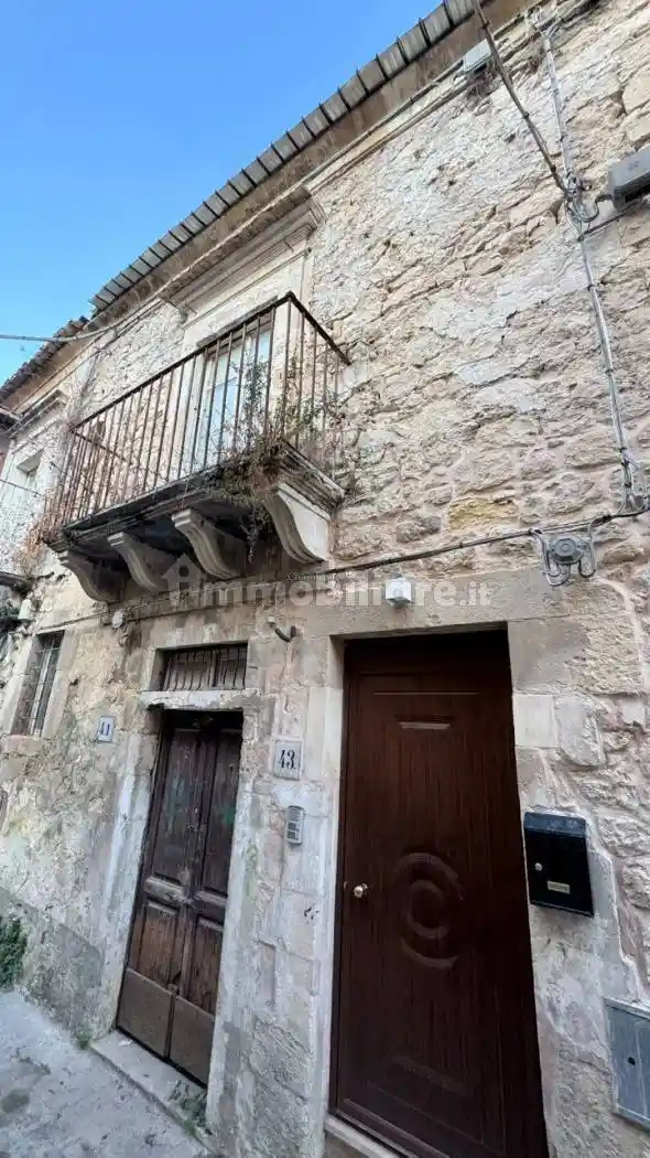 Casa indipendente in vendita a Modica
