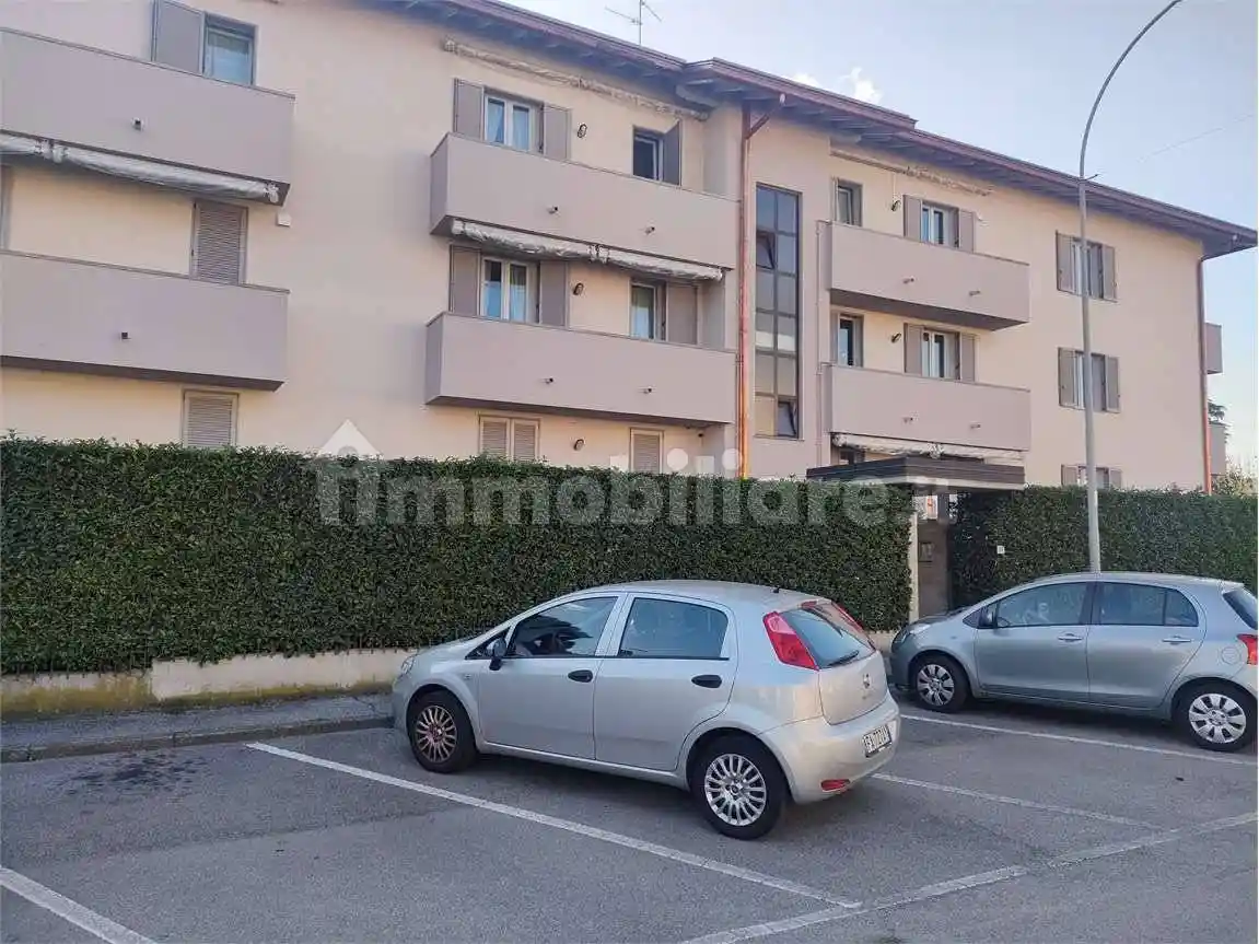 Appartamento in vendita a Arosio