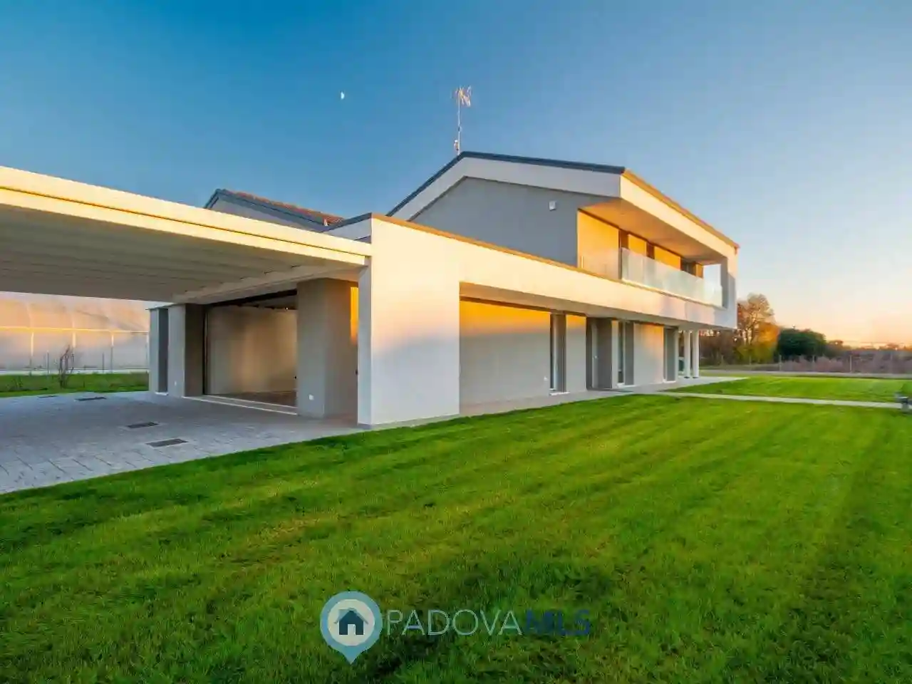 Villa - foto 2